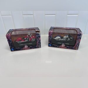 New Ray Indian Motorcycle 1/32 Scale 2 Lot Indian Four 1939 Indian Chief 1947